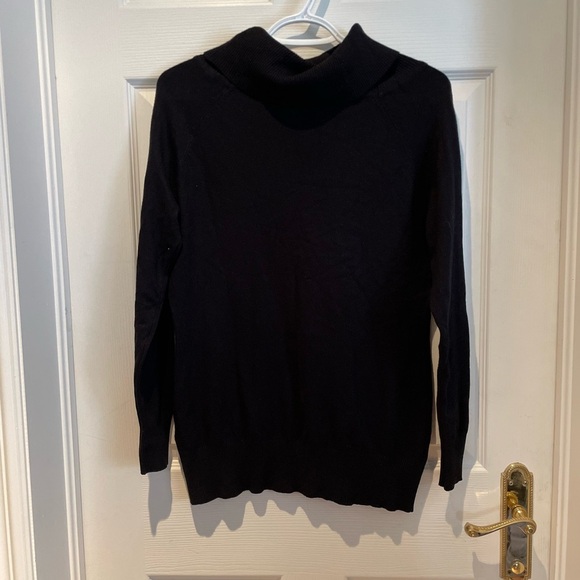 Women’s black sweater - Picture 4 of 4